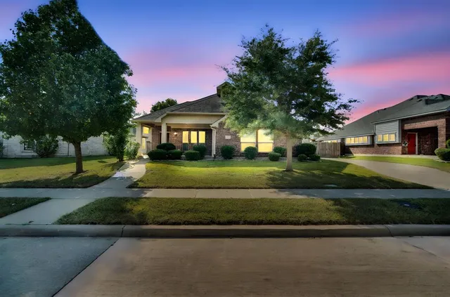 $354,997 | 6610 Morning Dew Drive, Midlothian, TX 76065