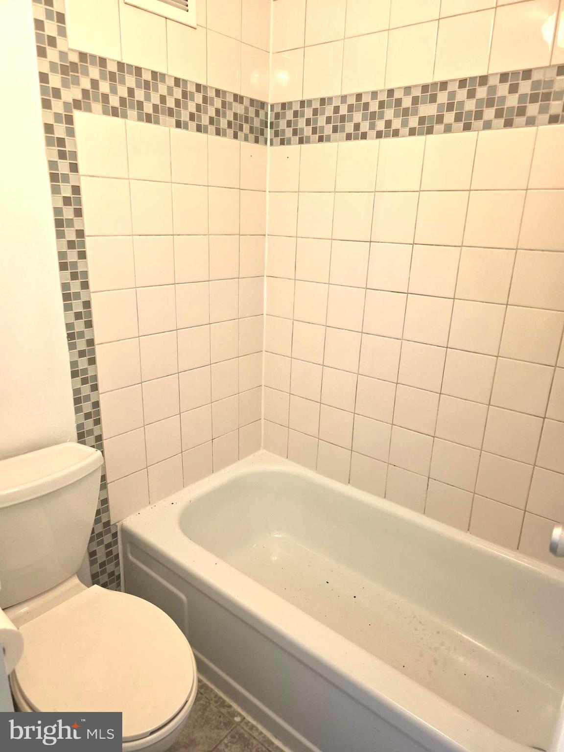 1836 Metzerott Road, Unit 1704 Adelphi, MD 20783 - Photo 24 of 25