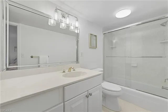 $15,995 | 3443 Gulf Shore Boulevard North, Unit 503, Naples, FL 34103