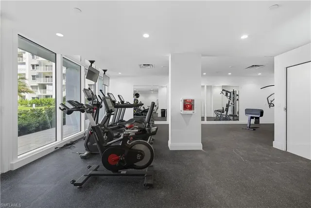 $15,995 | 3443 Gulf Shore Boulevard North, Unit 503, Naples, FL 34103