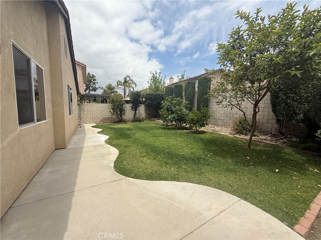 7219 Riley Drive Fontana, CA 92336 - Photo 21 of 22