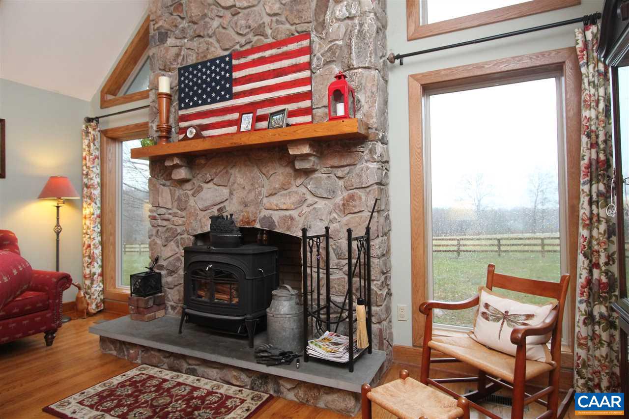 2376 Courthouse Road Louisa, VA 23093 - Photo 6 of 50