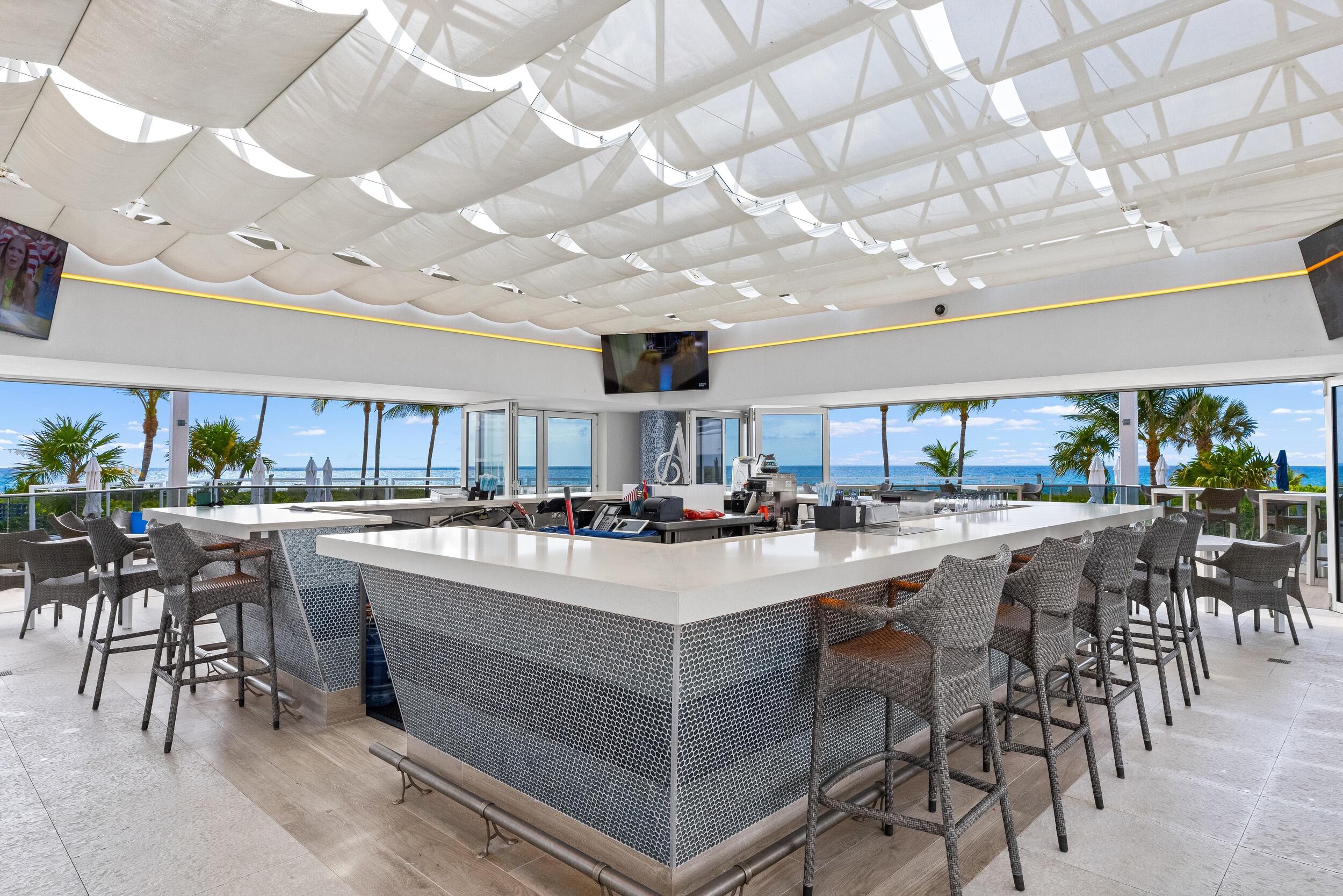 1500 South Ocean Boulevard, Unit 1505 Boca Raton, FL 33432 - Photo 42 of 48 Outdoor Bar