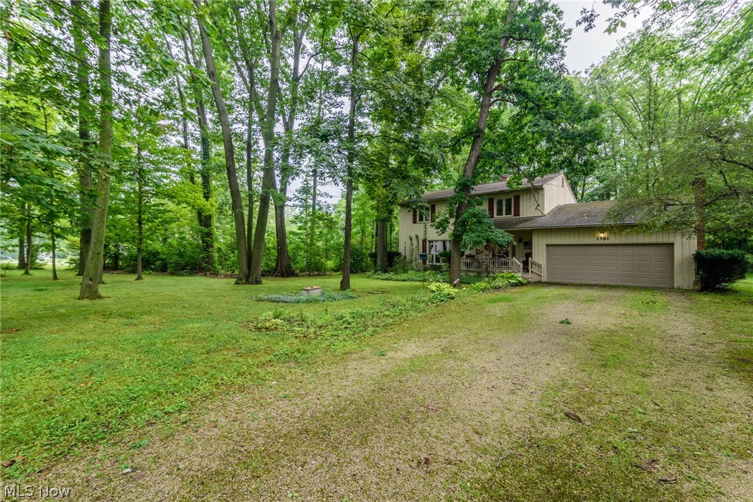 1581 Raleigh Boulevard Akron, OH 44321 - Photo 3 of 35 Gallery Image 3