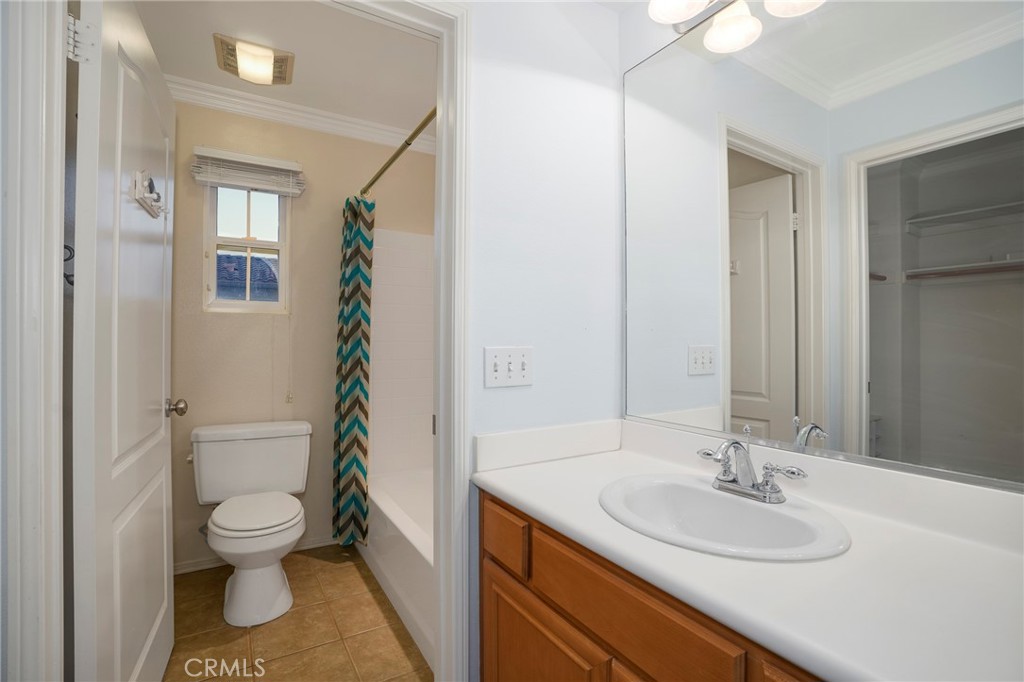 11506 Ghiberti Way Porter Ranch, CA 91326 - Photo 13 of 25 Gallery Image 13