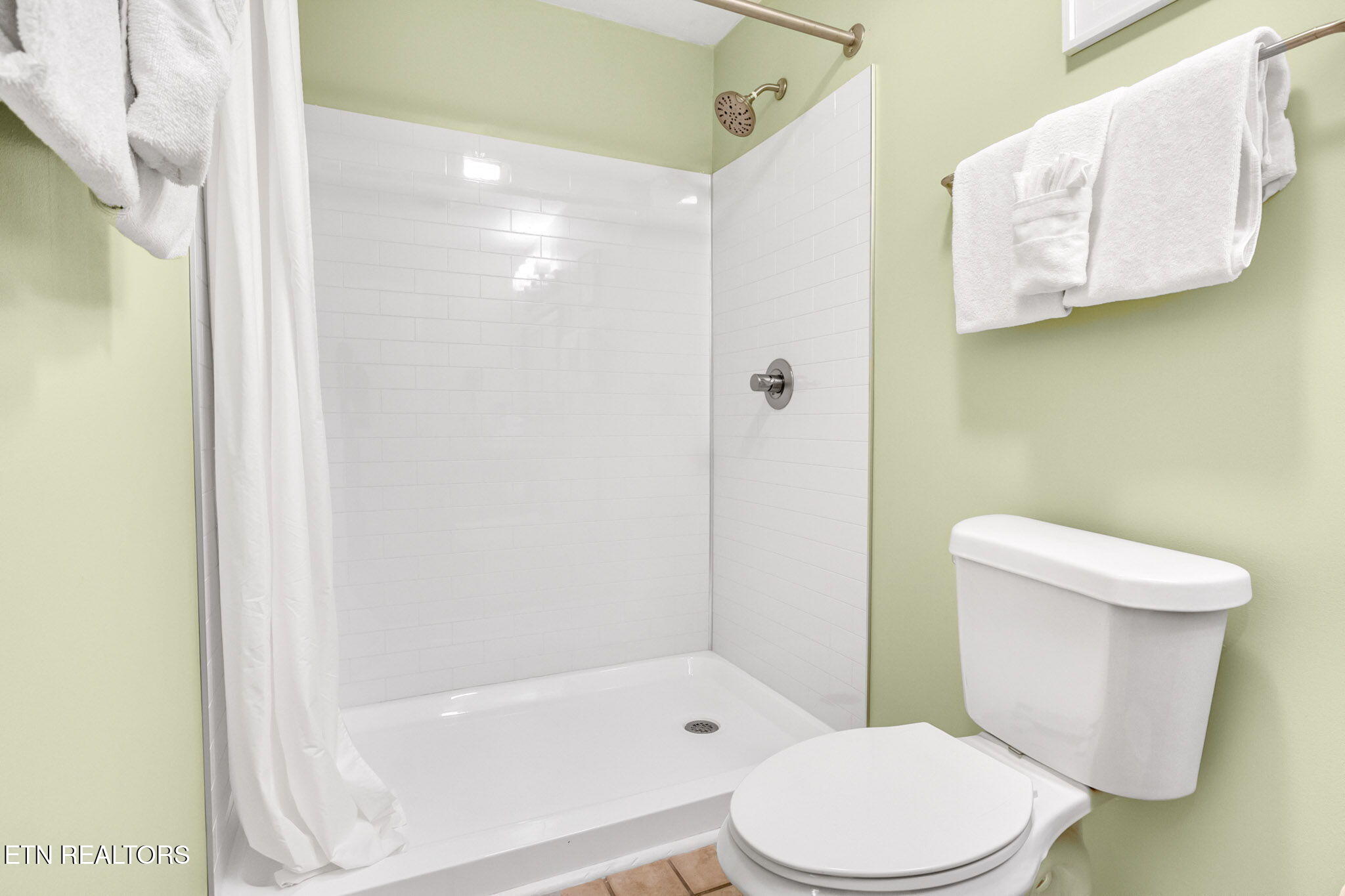 225 Collier Drive, Unit 2311 Sevierville, TN 37862 - Photo 17 of 49 15-web-or-mls-IMG_0141