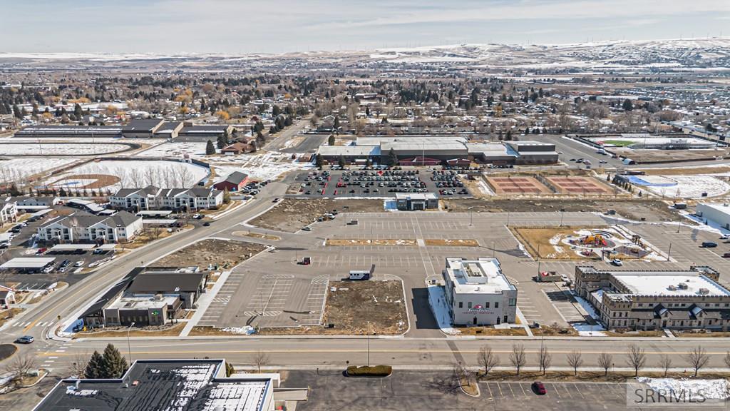 2985 Eagle Drive Ammon, ID 83406 - Photo 4 of 11