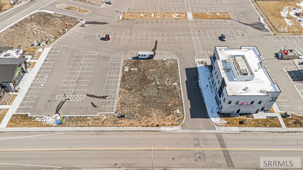 2985 Eagle Drive Ammon, ID 83406 - Photo 5 of 11