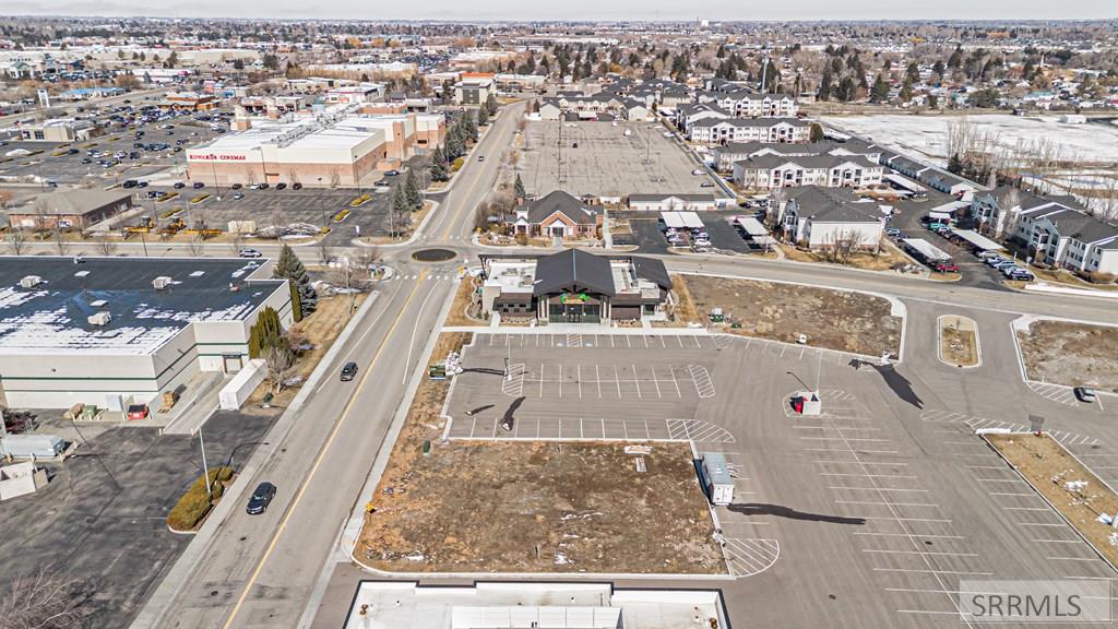 2985 Eagle Drive Ammon, ID 83406 - Photo 10 of 11