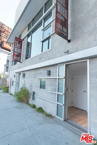 a view of a house with a garage
