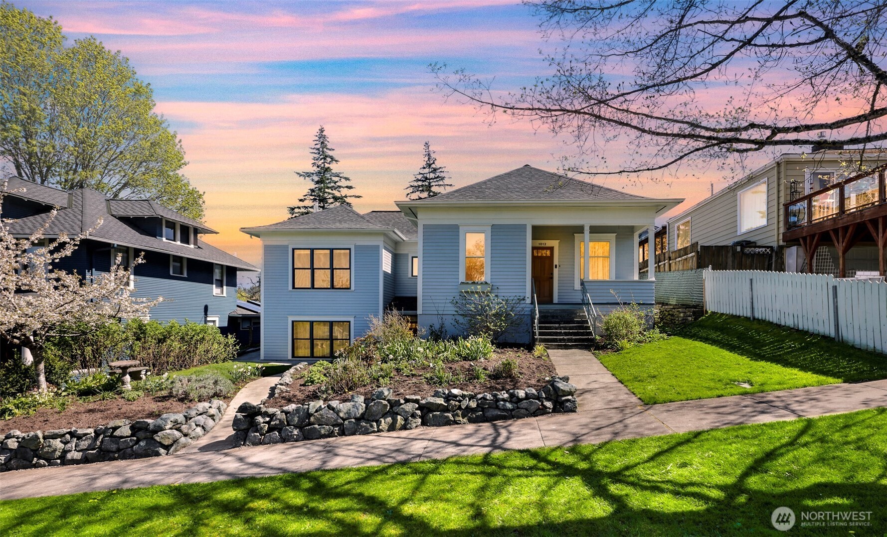 1012 Key Street Bellingham, WA 98225 - Photo 3 of 40 Gallery Image 3