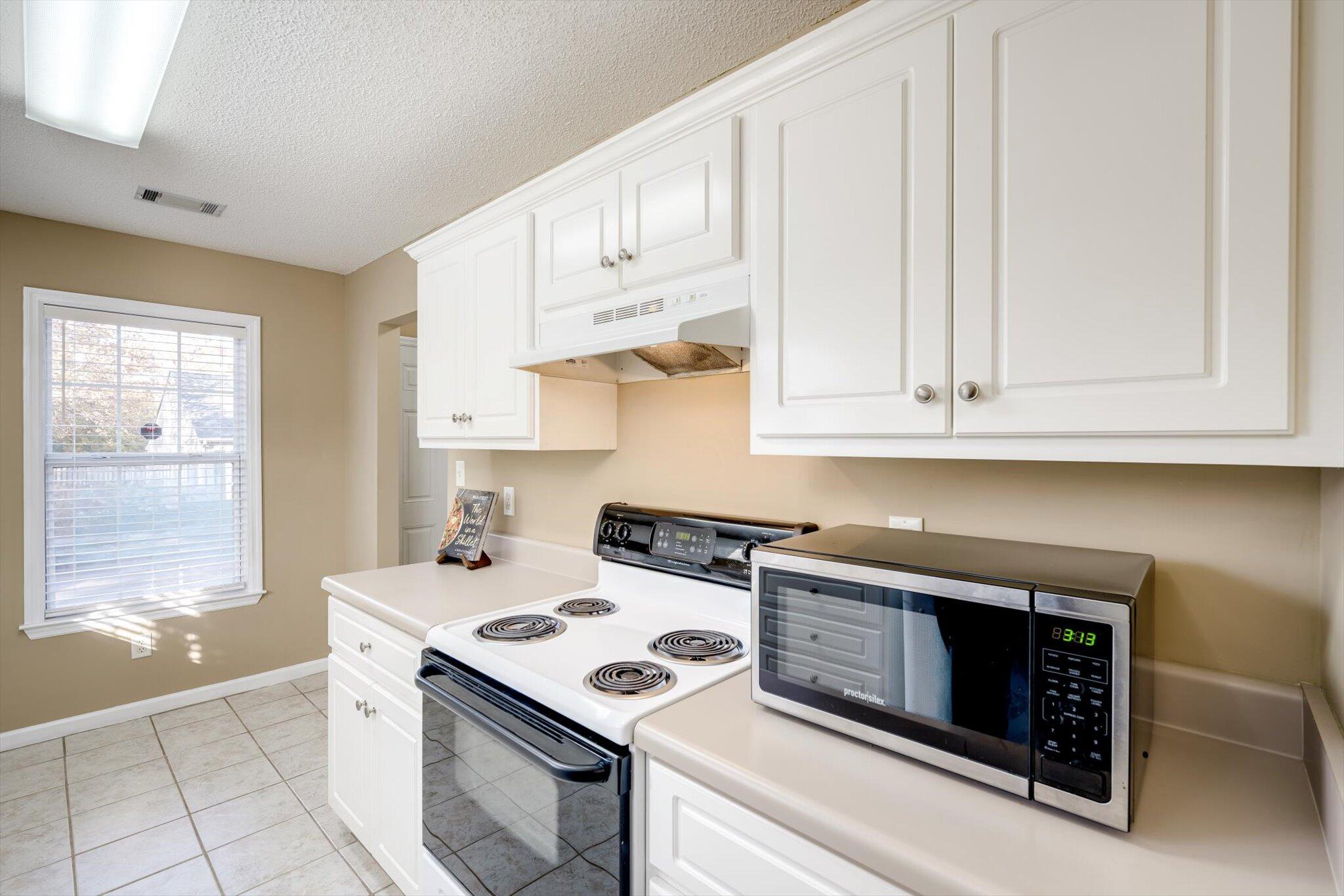 2032 Summer Valley Way Augusta, GA 30909 - Photo 6 of 29 06-006-