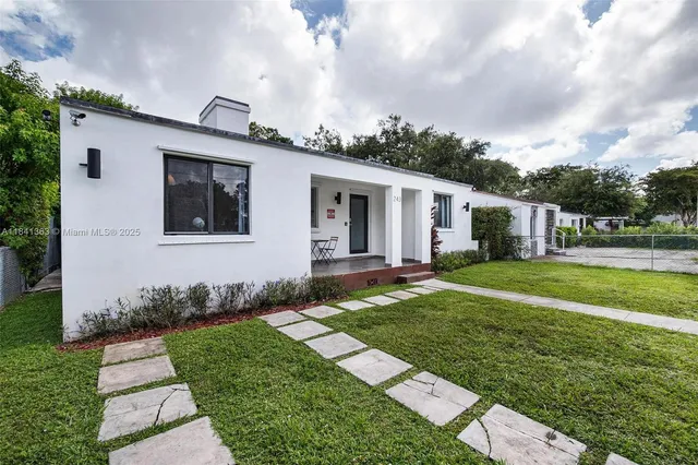$4,250 | 243 Northwest 44th Street, Miami, FL 33127