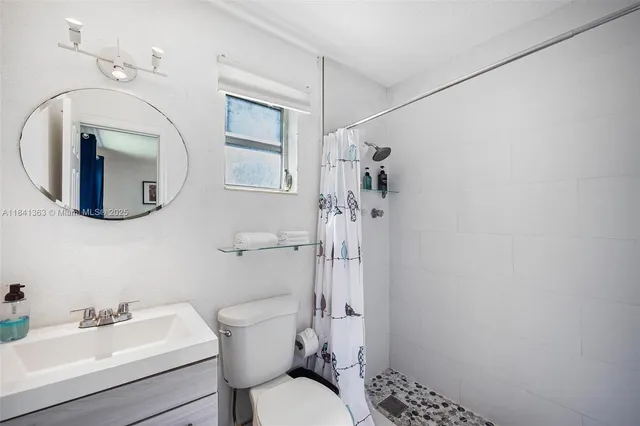 $4,250 | 243 Northwest 44th Street, Miami, FL 33127