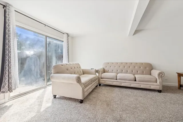 $255,000 | 149 Thomas Road, Bolingbrook, IL 60440