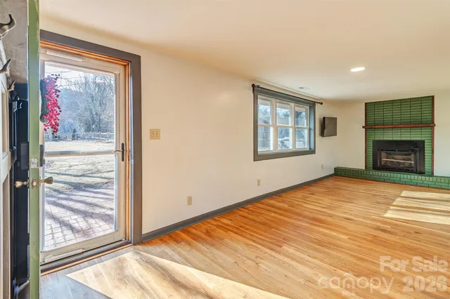 $399,900 | 268 Longs Chapel Road, Weaverville, NC 28787