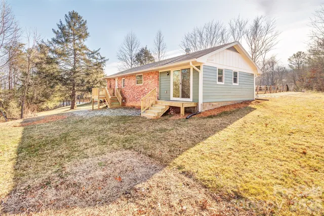 $399,900 | 268 Longs Chapel Road, Weaverville, NC 28787