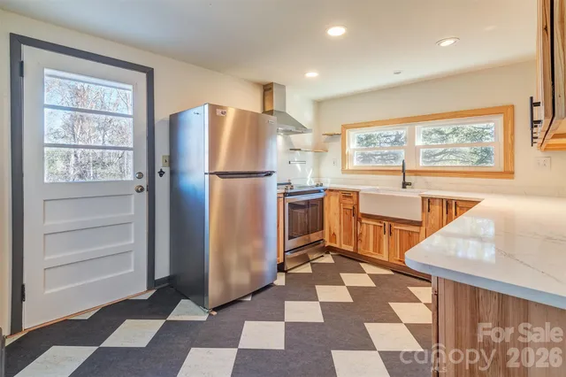 $399,900 | 268 Longs Chapel Road, Weaverville, NC 28787