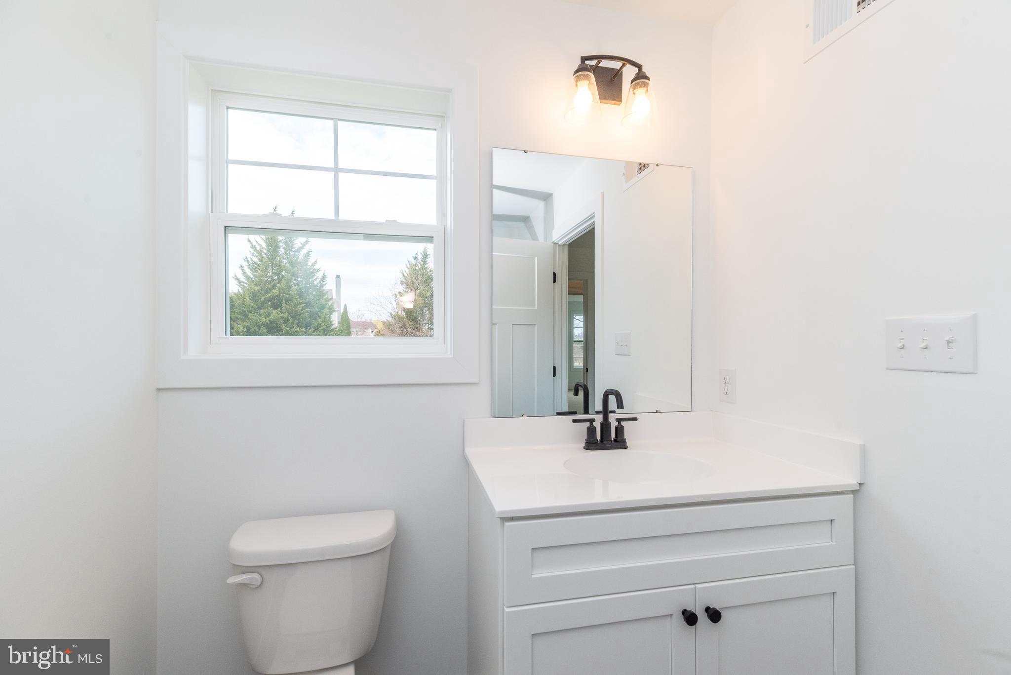 209 Old State Road Royersford, PA 19468 - Photo 64 of 83 Full Bathroom #3