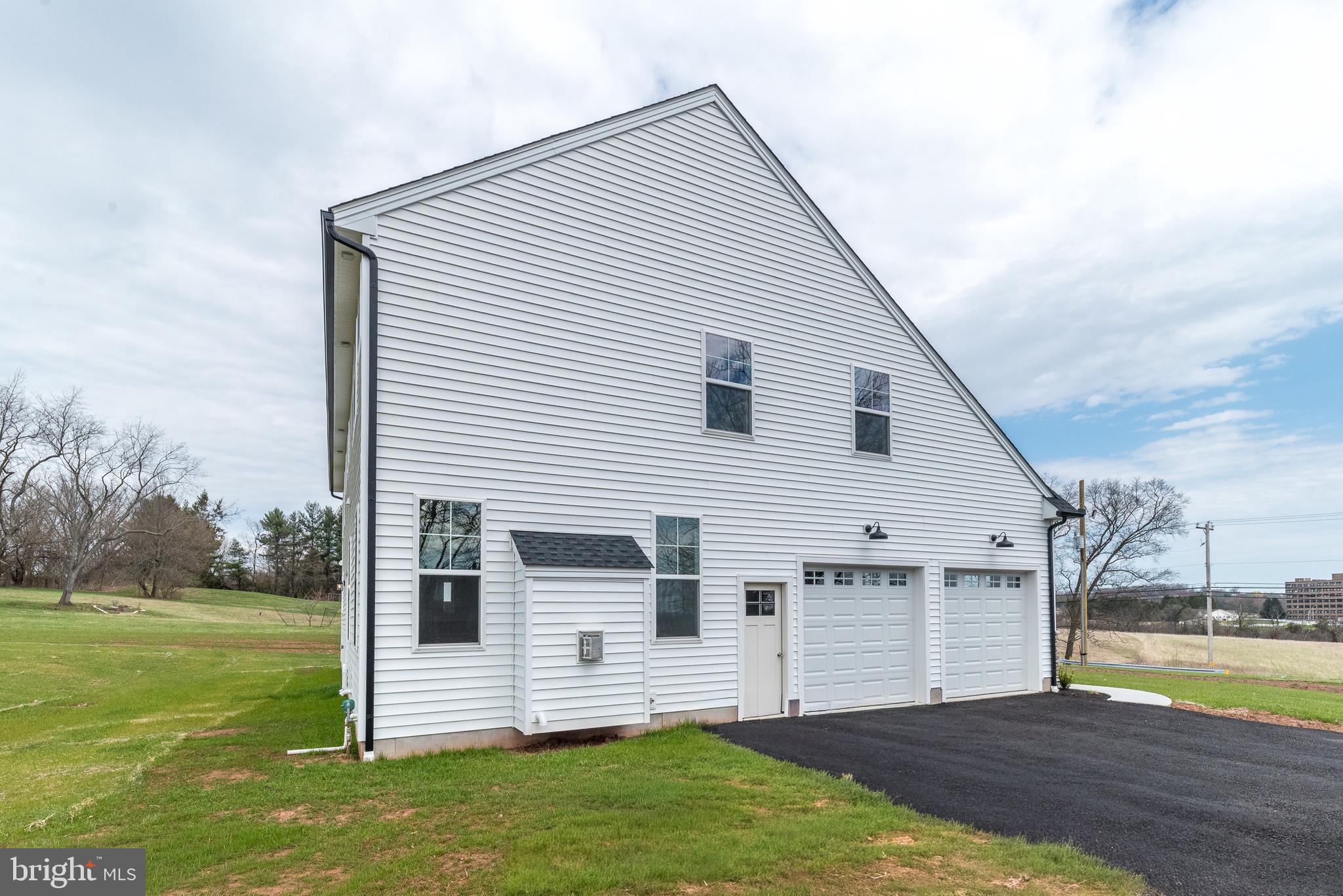 209 Old State Road Royersford, PA 19468 - Photo 81 of 83 Exterior Side