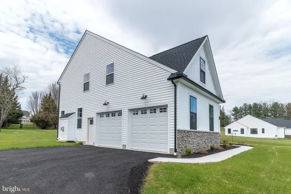 $1,085,000 | 209 Old State Road, Royersford, PA 19468