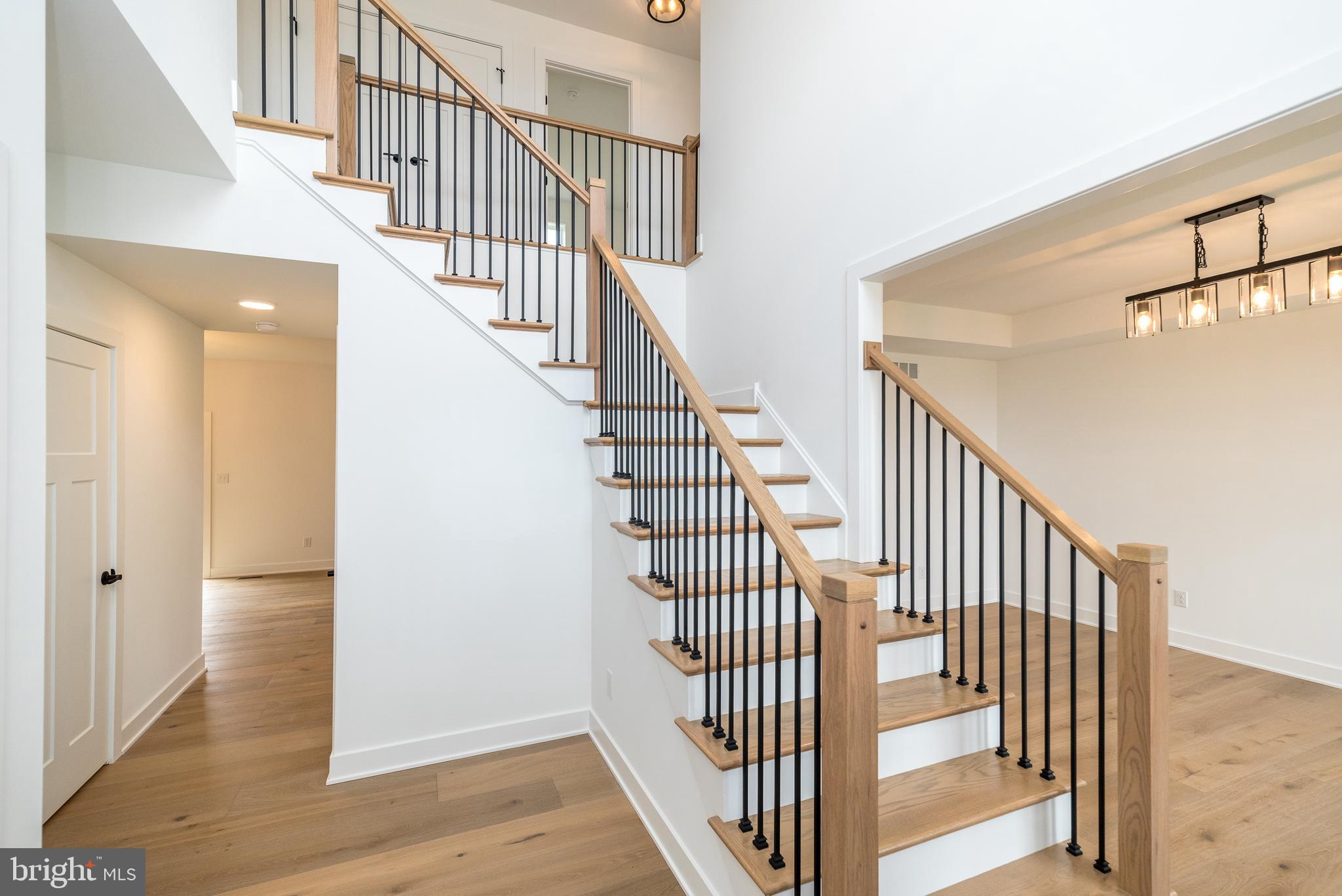 209 Old State Road Royersford, PA 19468 - Photo 9 of 83 Elegant Staircase