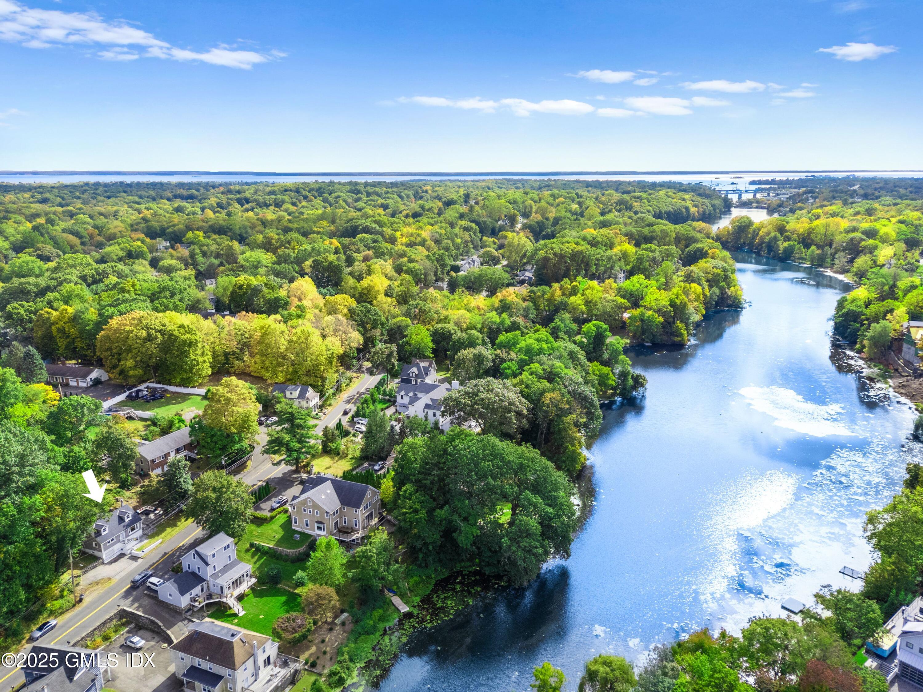 207 Sheep Hill Road Riverside, CT 06878 - Photo 2 of 18