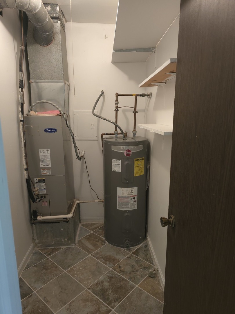 4052 Charleston Road Matteson, IL 60443 - Photo 10 of 10 a view of storage and utility room