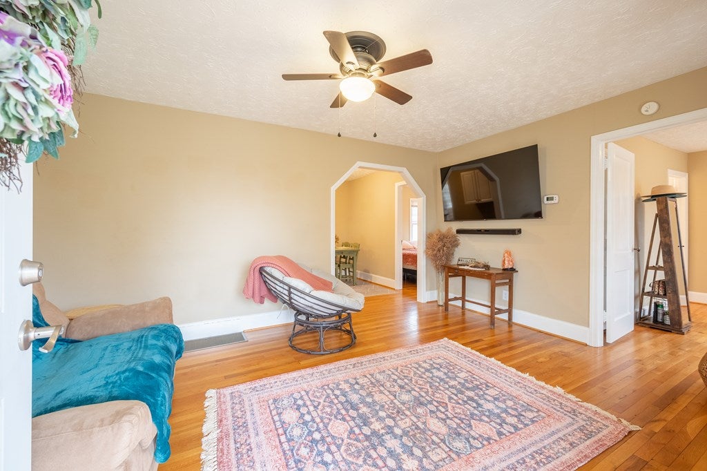 7585 Belspring Road Belspring, VA 24141 - Photo 5 of 40 Gallery Image 5