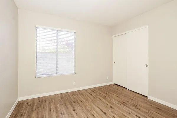 $2,420 | 9243 West St John Road, Peoria, AZ 85382