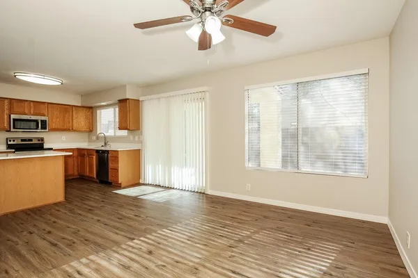 $2,420 | 9243 West St John Road, Peoria, AZ 85382