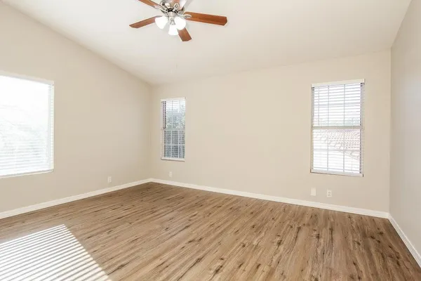 $2,420 | 9243 West St John Road, Peoria, AZ 85382