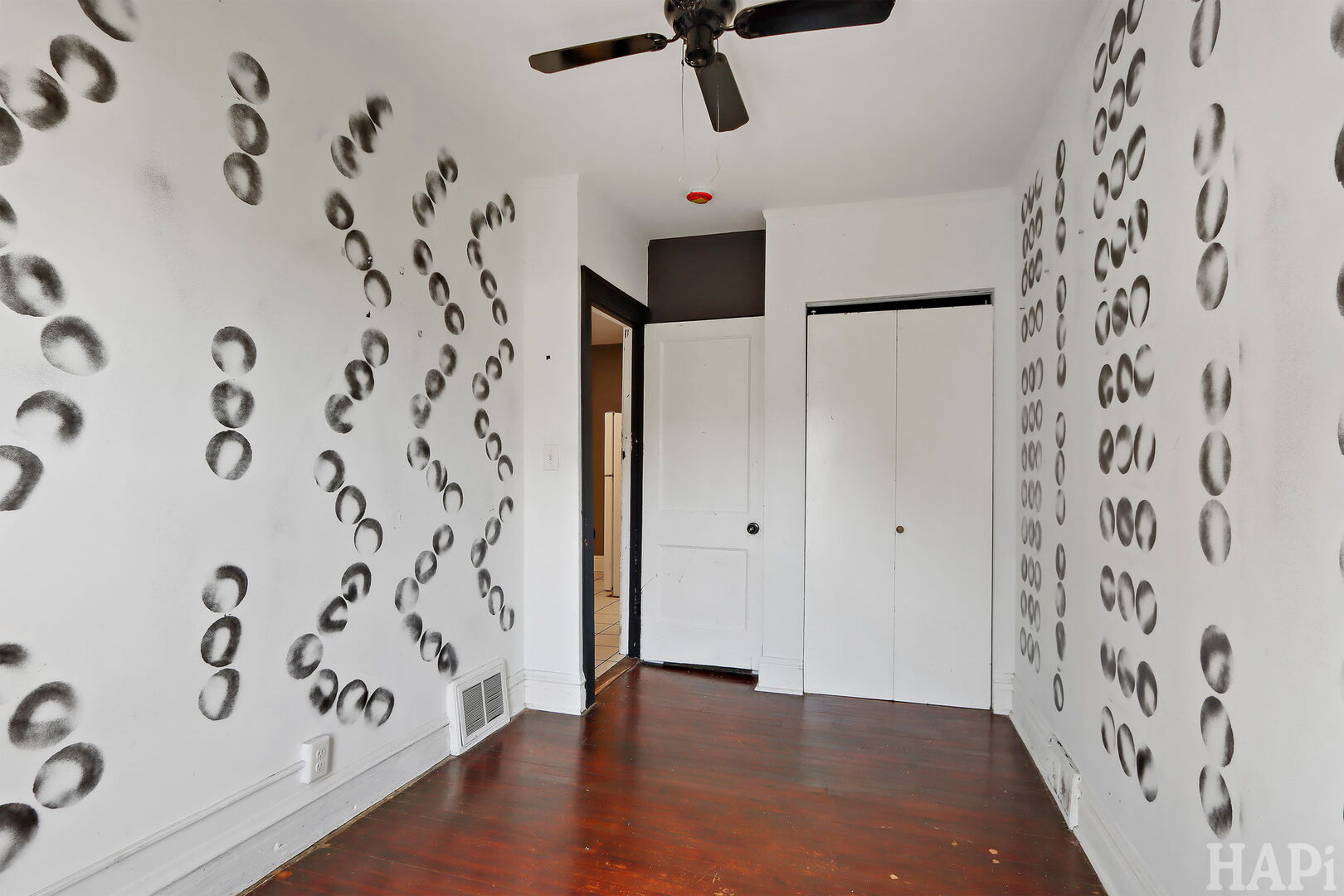 619 North Butrick Street Waukegan, IL 60085 - Photo 12 of 20 a view of a interior of the house