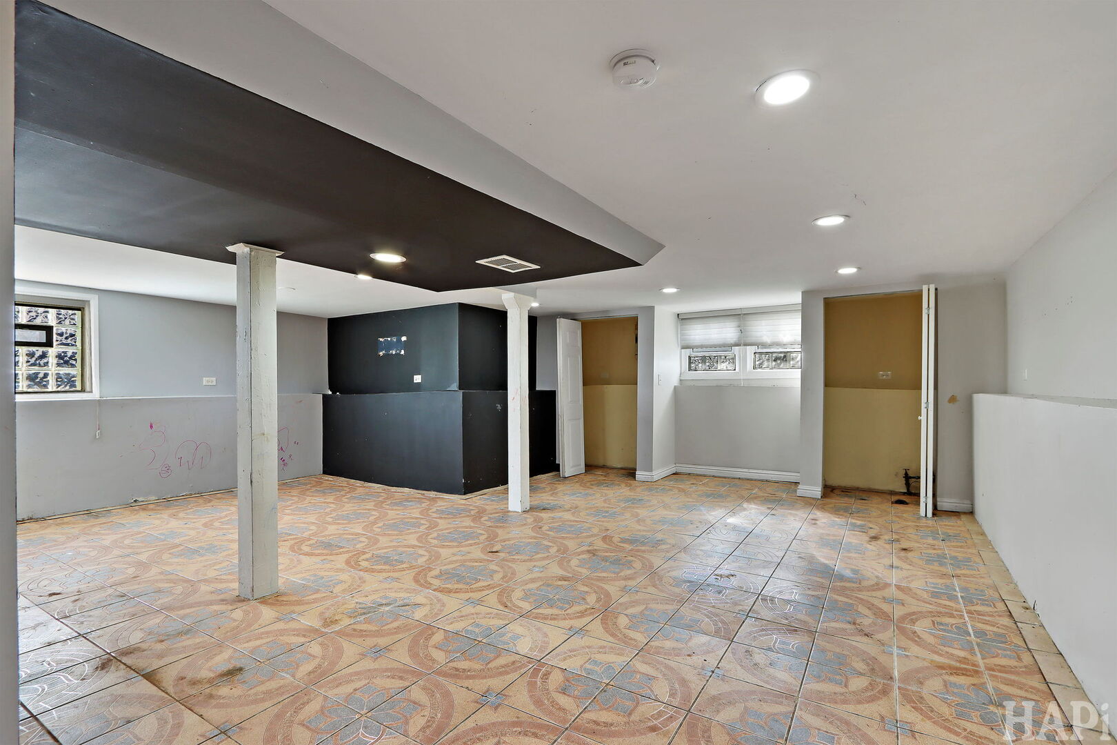 619 North Butrick Street Waukegan, IL 60085 - Photo 16 of 20 a view of an empty room