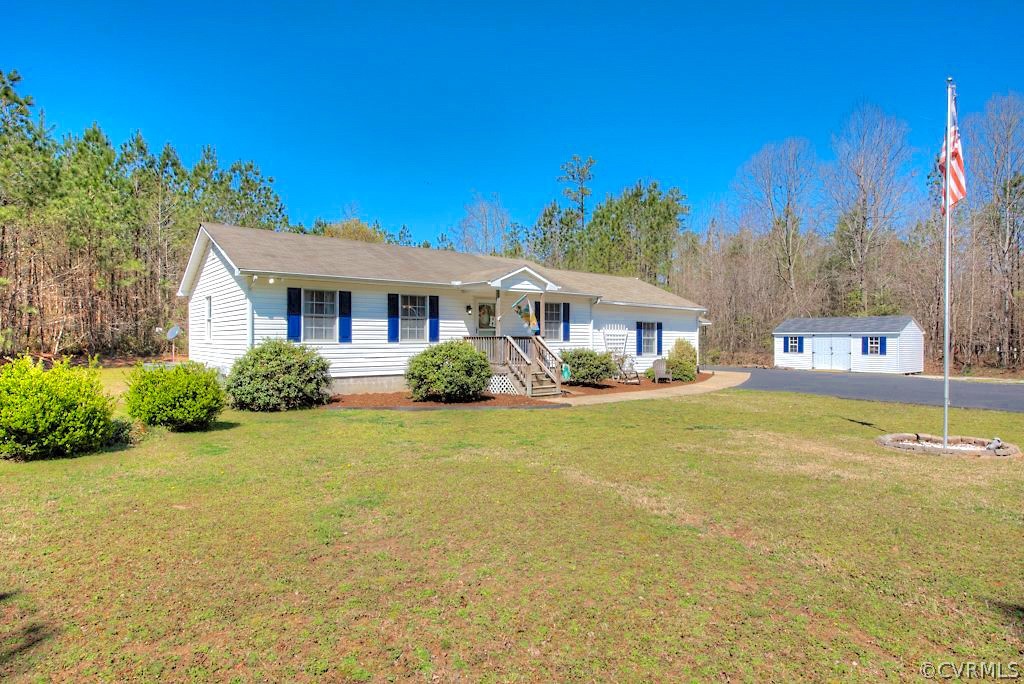 6045 Adkins Road Providence Forge, VA 23140 - Photo 2 of 31 Gallery Image 2
