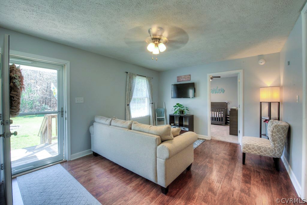 6045 Adkins Road Providence Forge, VA 23140 - Photo 4 of 31 Gallery Image 4
