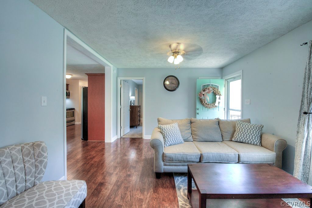 6045 Adkins Road Providence Forge, VA 23140 - Photo 5 of 31 Gallery Image 5