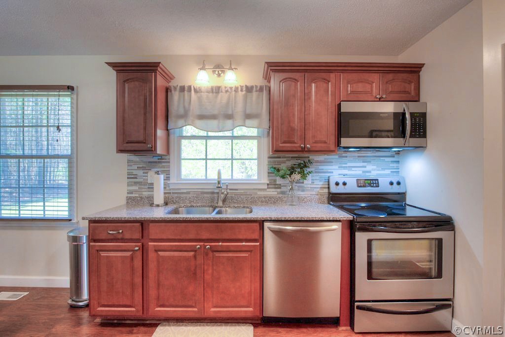 6045 Adkins Road Providence Forge, VA 23140 - Photo 10 of 31 Gallery Image 10