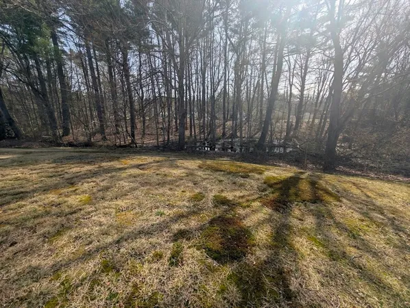 $369,900 | 7 Birchwood Drive, Webster, MA 01570