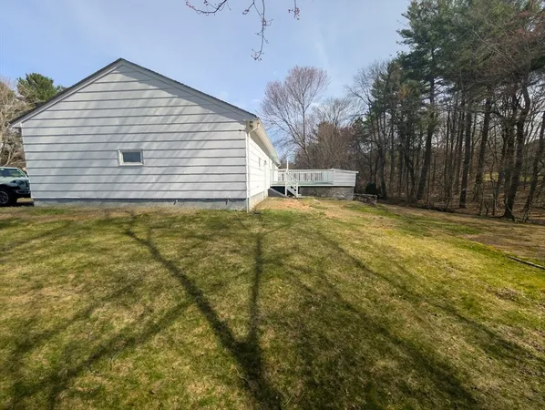 $369,900 | 7 Birchwood Drive, Webster, MA 01570