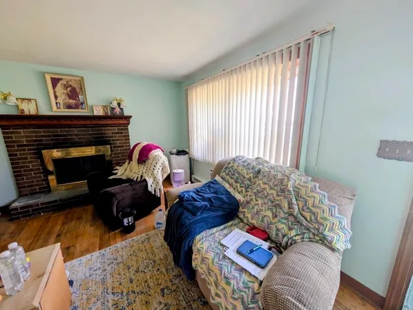 $369,900 | 7 Birchwood Drive, Webster, MA 01570