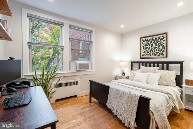 $1,995 | 4004 Beecher Street Northwest, Unit 201, Washington, DC 20007