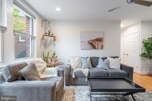 $1,995 | 4004 Beecher Street Northwest, Unit 201, Washington, DC 20007