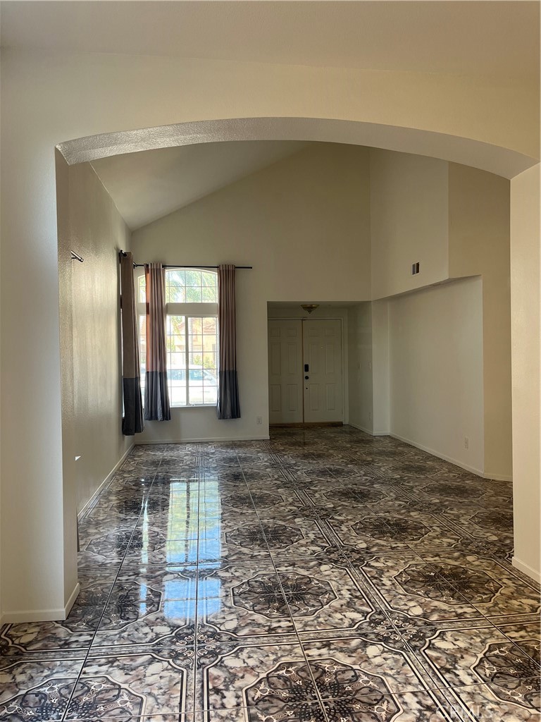 15827 Fiddleleaf Road Fontana, CA 92337 - Photo 3 of 15