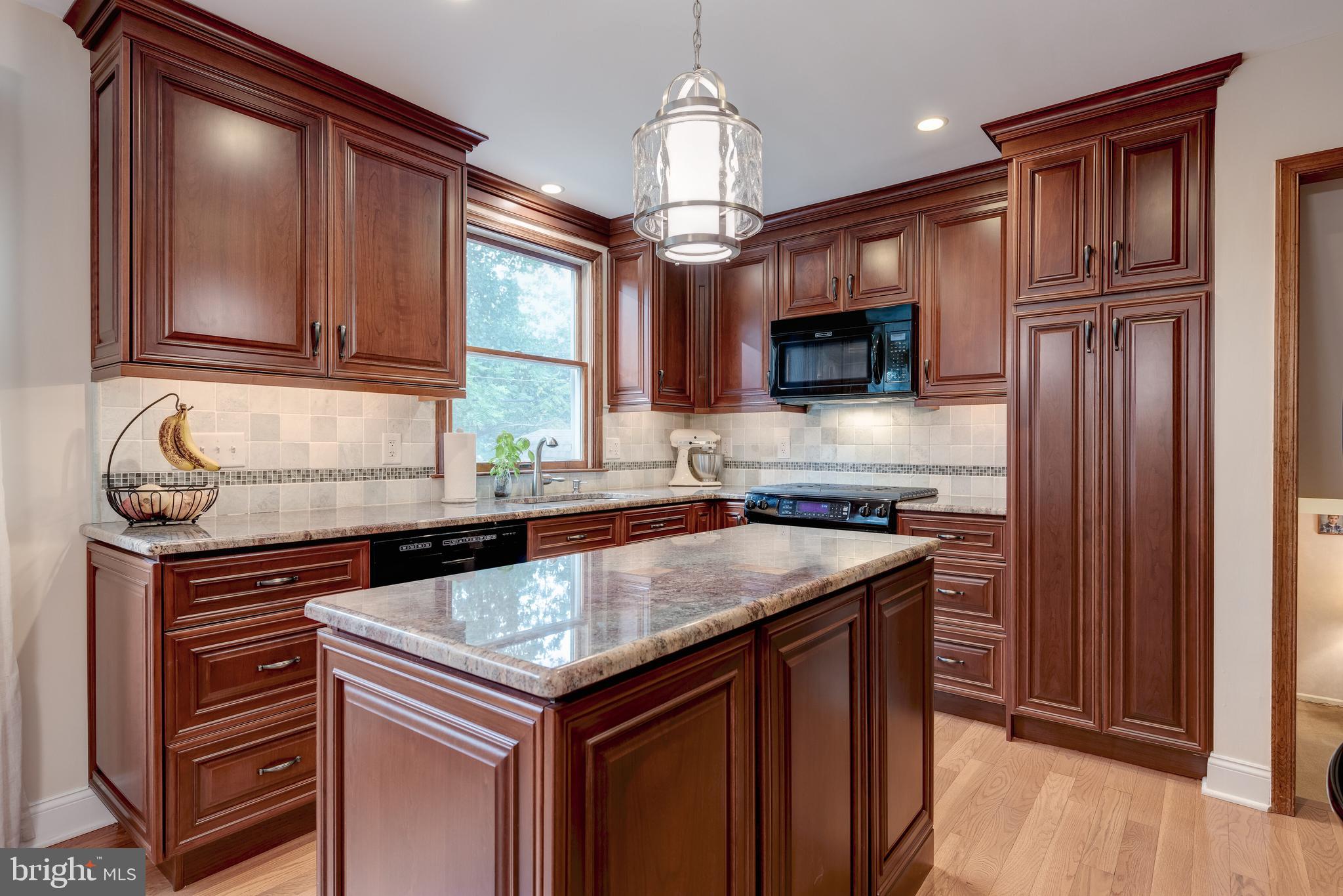 336 Summit Road Media, PA 19063 - Photo 2 of 37