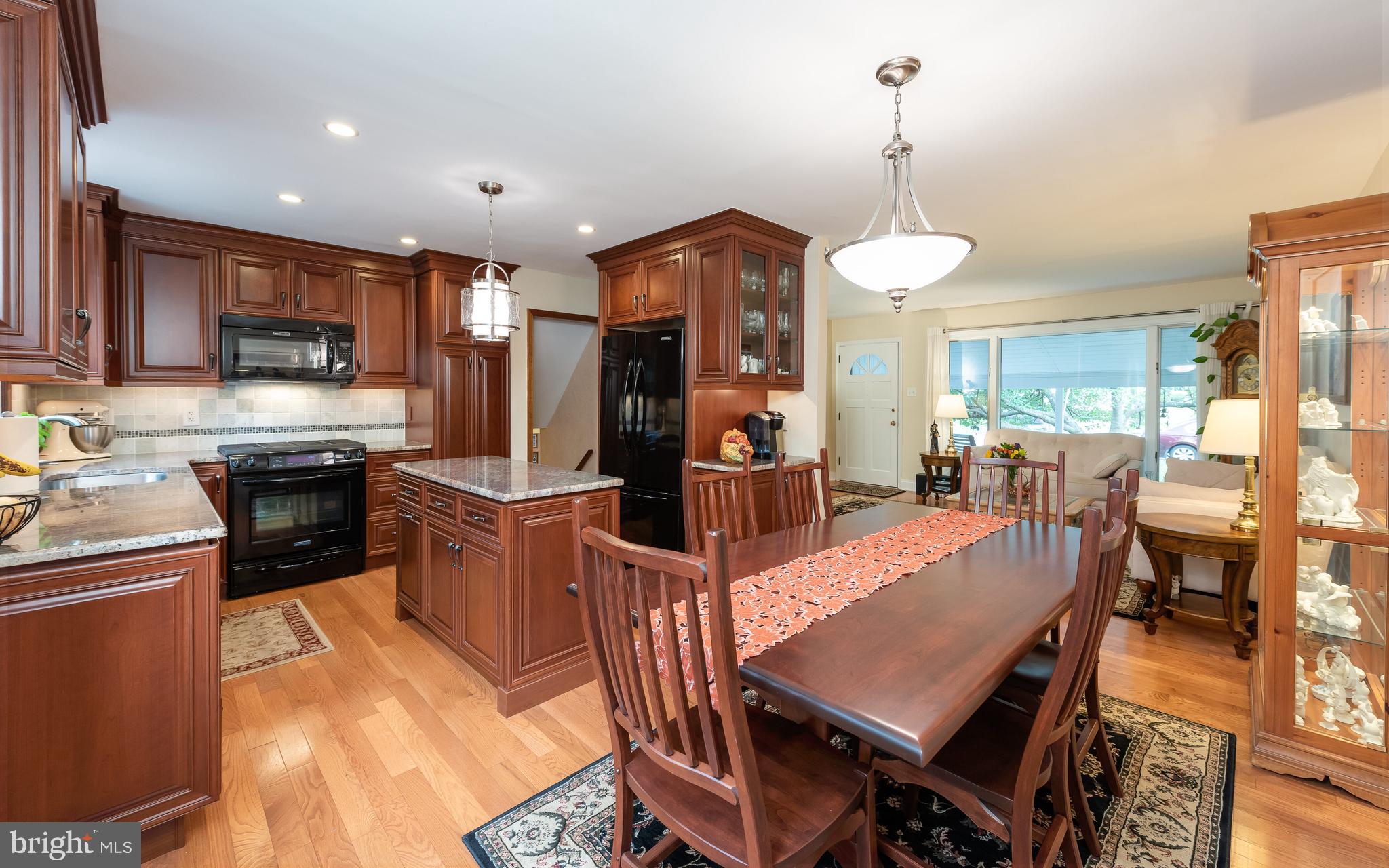 336 Summit Road Media, PA 19063 - Photo 6 of 37