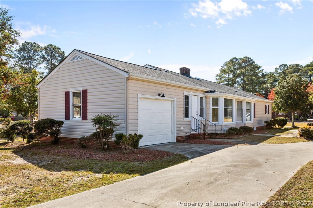 2059 Dunn Road Eastover, NC 28312 - Photo 7 of 46 Gallery Image 7