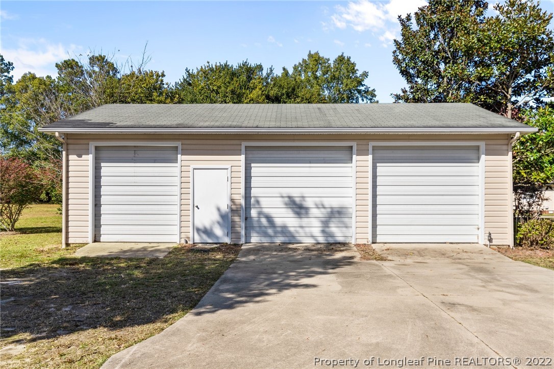 2059 Dunn Road Eastover, NC 28312 - Photo 9 of 46 Gallery Image 9