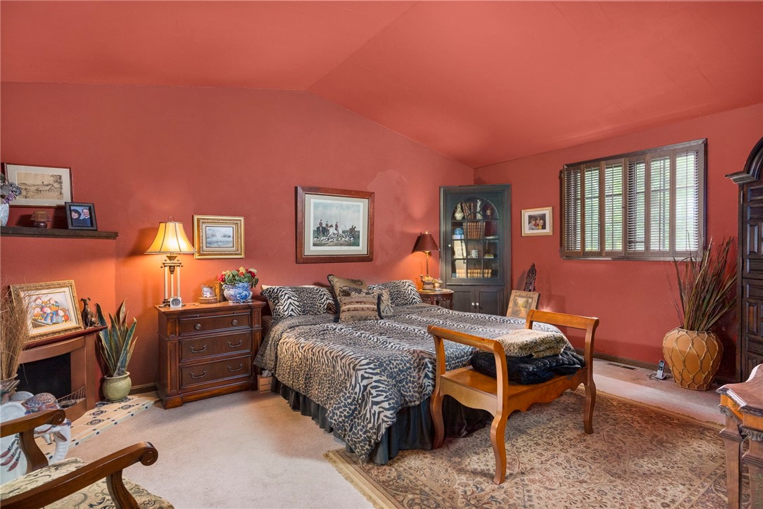 28 Weaver Hill Road West Greenwich, RI 02817 - Photo 14 of 49