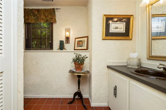 $699,000 | 28 Weaver Hill Road, West Greenwich, RI 02817